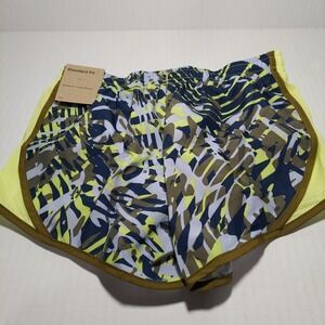 Nike Kids Size S - Dri Fit Tempo Running Shorts CU8890-444